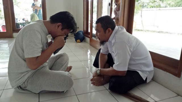 Proses rukiah. (Foto: Utomo Priyambodo/kumparan)