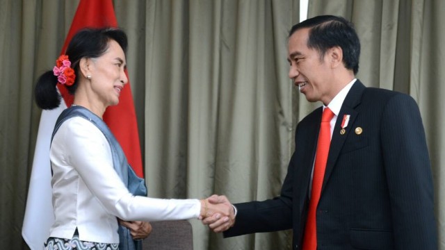 Joko Widodo bertemu Aung San Suu Kyi (Foto: Dok. Biro Pers, Media, dan Informasi Sekretariat Presiden)