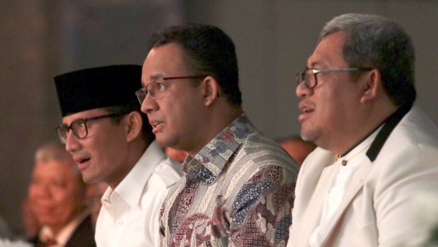 Anies dan Sandi dalam acara Milad PKS. (Foto: Fanny Kusumawardhani/kumparan)