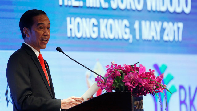 Jokowi berbicara di depan publik Hong Kong (Foto: REUTERS/Bobby Yip)