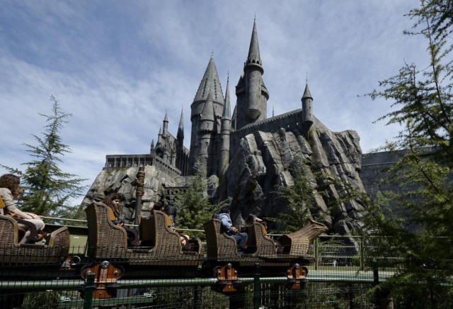 Taman rekreasi bertema Harry Potter. Foto: Reuters