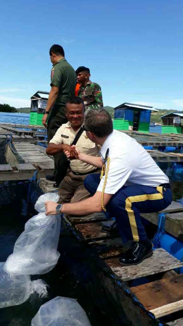 Luar Biasa... Atase Pertahanan dari 18 Negara Mengunjungi Keramba Emas Biru di Ambon (3)