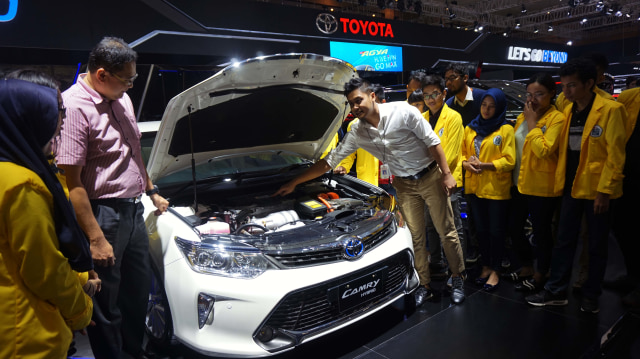 Belajar teknologi mobil hybrid (Foto: Dok. TAM)