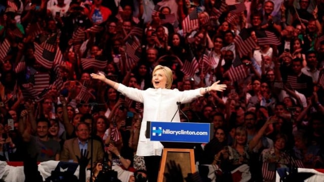 Hillary Clinton saat kampanye pemilu presiden. Foto: Reuters/Lucas Jackson