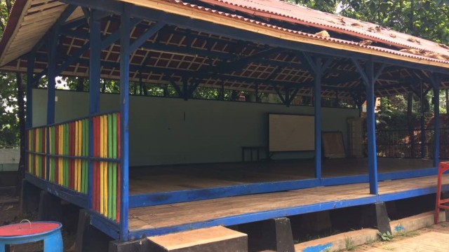 Sekolah alam di Bantar Gebang. (Foto: Iqra Ardini/kumparan)