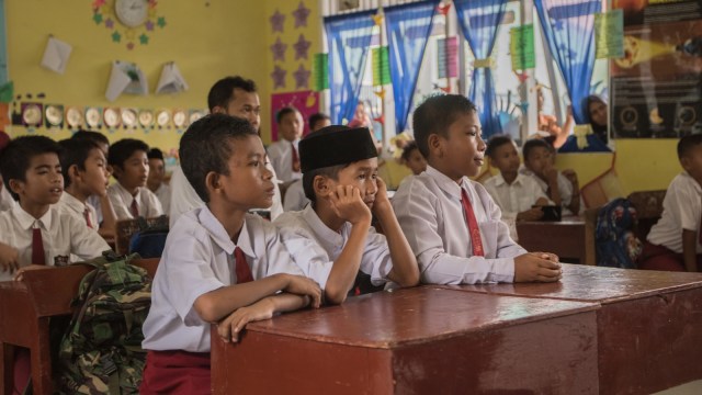 BRI Mengajar di SDN 12 dan SDN 7 (Foto: Ridho Robby/kumparan)