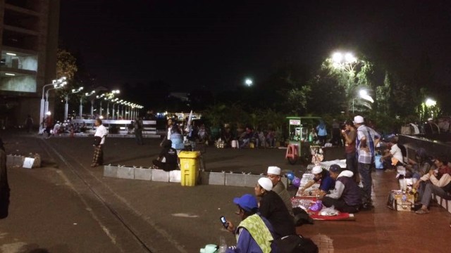 Suasana di luar Masjid Istiqlal. (Foto: Kelik Wahyu Nugroho/kumparan)