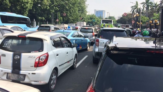 Kemacetan di sekitar Istiqlal (Foto: Iqra Ardini/kumparan)