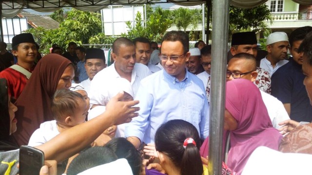 Anies di Duren Sawit. (Foto: Akbar Ramadhan/kumparan)