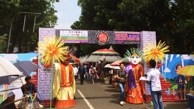 Pintu masuk Festival Palang Pintu (Foto: Kelik Wahyu Nugroho/kumparan)