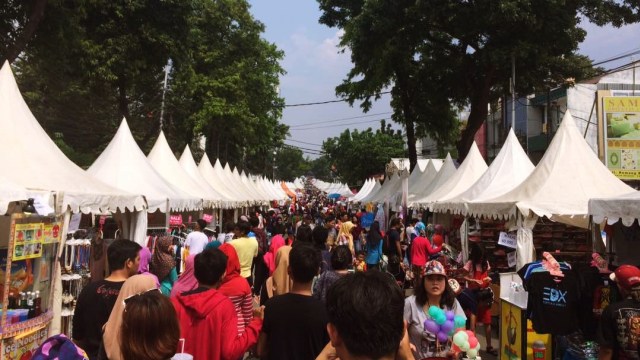 Suasana keramaian di Festival Palang Pintu (Foto: Kelik Wahyu Nugroho/kumparan)