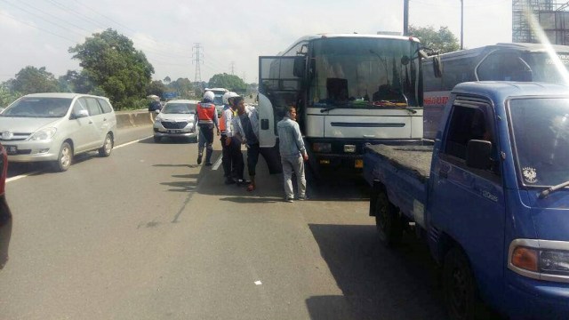 Razia bus di Jalur Puncak. (Foto: Dok. Kasat Lantas Polres Bogor)