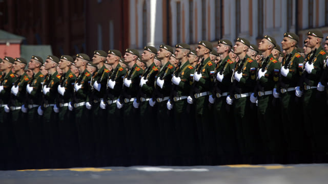 Ilustrasi Tentara Rusia Peringatan PD II Foto: REUTERS/Maxim Shemetov
