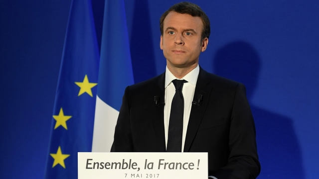 Macron Ngetwit Pakai Bahasa Arab: Kita Tak Punya Masalah dengan Agama Apa Pun (53645)