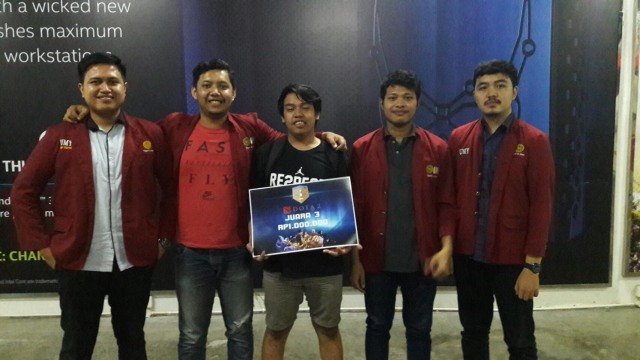 Dota 2 UMY Raih Juara 3 dalam Liga Kampus Dota 2 di Hartono Mall (1)
