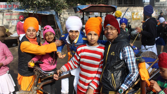 Pemeluk Sikh menggunakan sorban (Foto: Pixabay)
