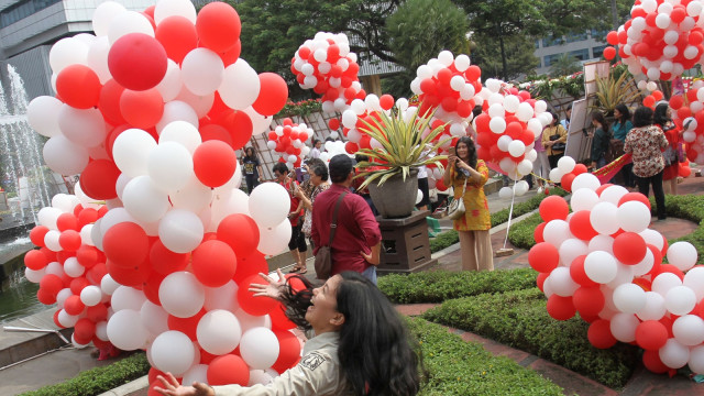 Balon di Balai Kota Jakarta. (Foto: Antara/Angga Budhiyanto)