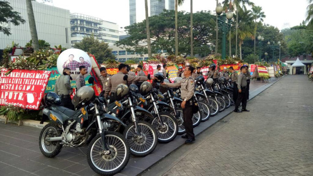 Pengamanan dilakukan Fit Sabhara Polda Metro Jaya (Foto: Johanes Hutabarat/kumparan)