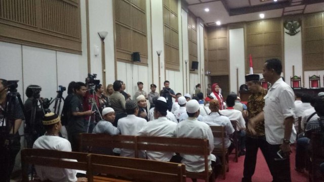 Suasana di dalam ruang sidang. (Foto: Marcia Audita/kumparan)