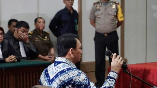 Ahok menjalani sidang vonis. (Foto: Aditia Noviansyah/kumparan)