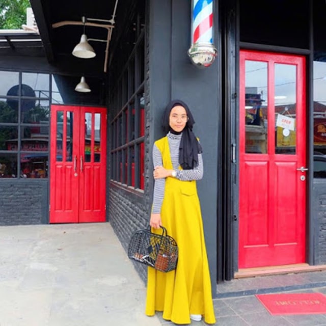 Maksimalkan Percaya Dirimu Dengan Outfit Warna Kuning (16)
