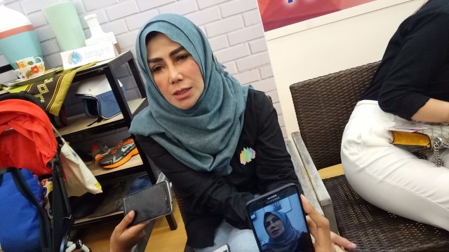 Mama Amy Menangis Saat Kena Prank Raffi Ahmad Minta Izin Nikah Lagi (3880)