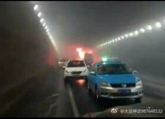 Kondisi terowongan saat bus terbakar. (Foto: Dok. sedaily.com)