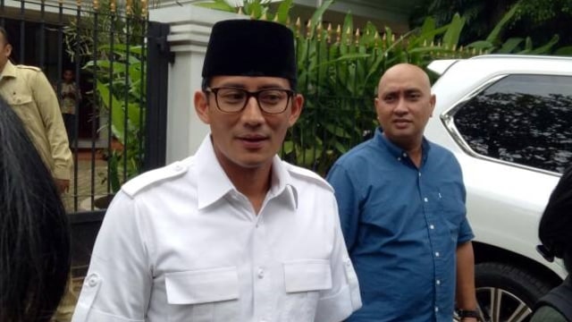 Sandiaga Uno usai pertemuan di kediaman Prabowo (Foto: Amanaturrosyidah/kumparan)