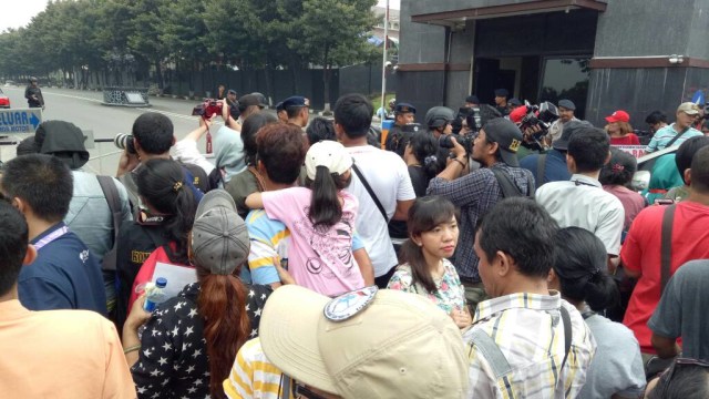 Suasana Mako Brimob dipenuhi oleh Ahokers (Foto: Aprilandika Pratama/kumparan)