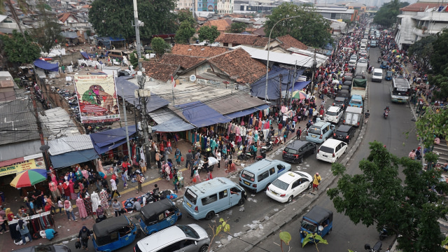 Suasana pasar Tanah Abang, Jakarta, Kamis (11/5) (Foto: Aditia Noviansyah/kumparan)