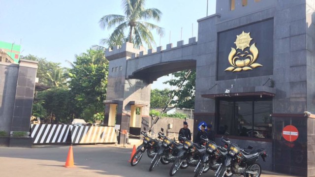 Suasana di depan Mako Brimob. (Foto: Kelik Wahyu/kumparan)