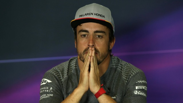 Alonso mulai bimbang dengan McLaren. (Foto: Reuters/Albert Gea)