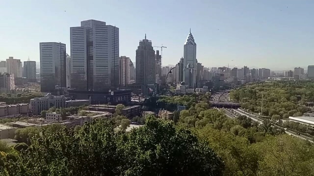 Berkunjung ke Peoples Park Urumqi (Foto: Wisnu Prasetiyo/kumparan)