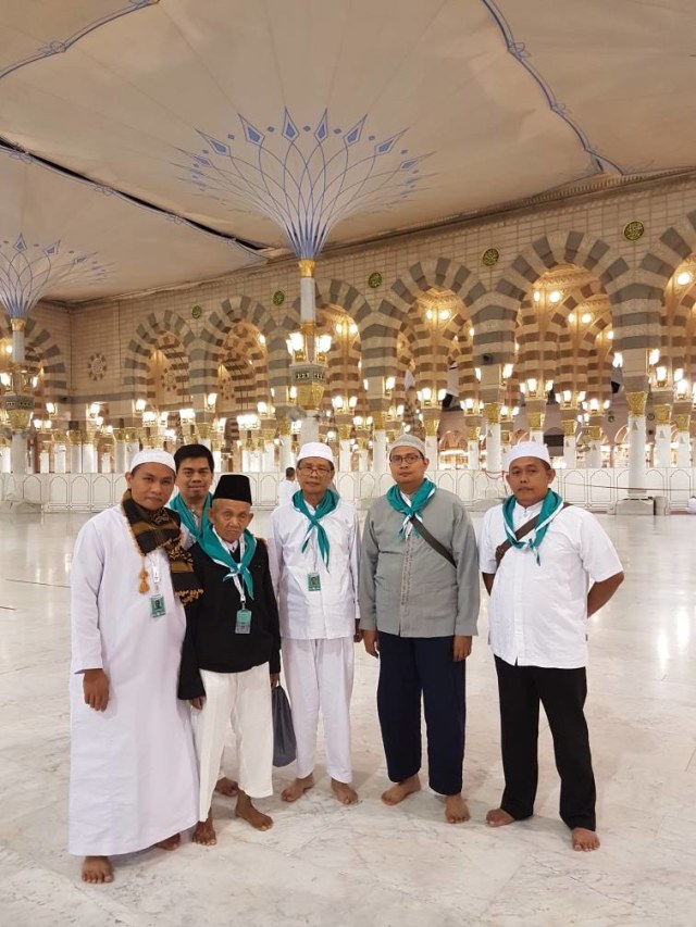 Kakek Khaerudin Berangkat Umrah (Foto: Dok. Dompet Dhuafa)