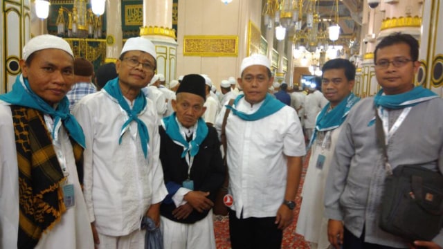 Kakek Khaerudin Berangkat Umrah (Foto: Dok. Dompet Dhuafa)