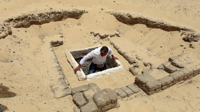 Penemuan Pemakaman Bawah Tanah di Mesir (Foto: Reuters/Mohamed Abd El Ghany)