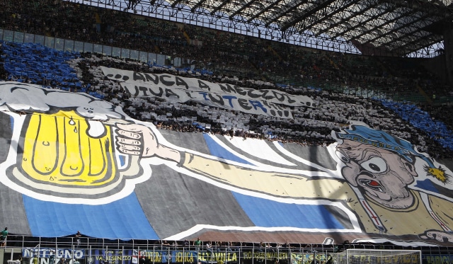 Ultras Inter Milan (Foto: Alessandro Garofalo/REUTERS)