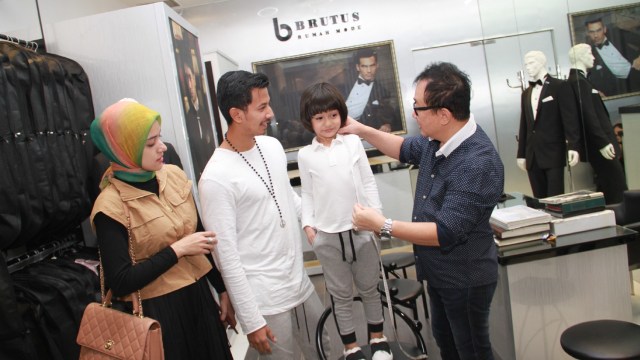 Fairuz A  Rafiq dan Sony (Foto: Munady)