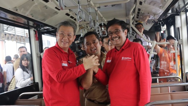 Djarot  uji coba jalur Transjakarta Koridor 13 (Foto: Fanny Kusumawardhani/kumparan)