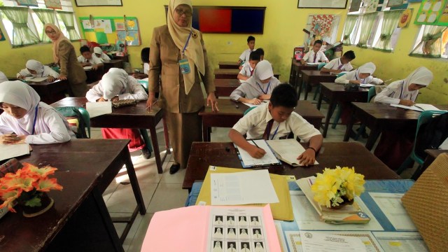78 Koleksi Gambar Anak Sd Ujian Terbaik