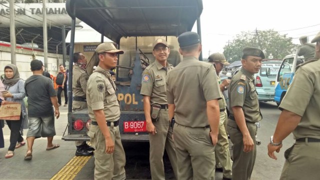 Penertiban kawasan Pasar Tanah Abang (Foto: Nadia Riso/kumparan)