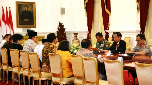 Jokowi bertemu tokoh lintas agama (Foto: Biro Pers, Media, dan Informasi Sekretariat Presiden)