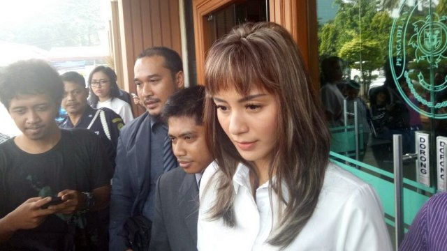 Kirana Larasati usai jalani sidang cerai (Foto: DN Mustika Sari/kumparan)