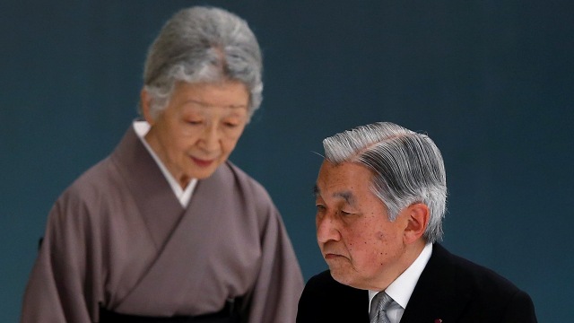 Kaisar Akihito dan Permaisuri Michiko (Foto: REUTERS/Toru Hanai)