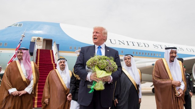 Trump tiba di Arab Saudi (Foto: Reuters/Dok.  Saudi Royal Cour)