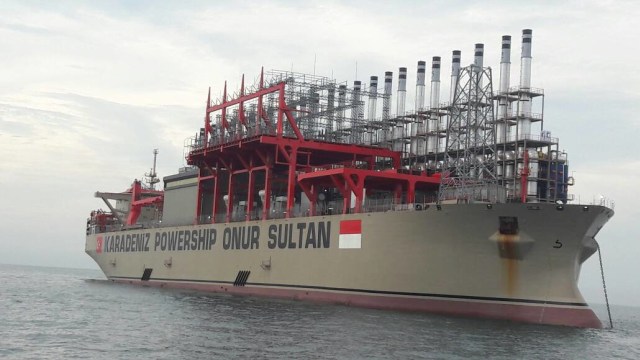 Kapal Pembangkit Onur Sultan di Medan (Foto: Dok. PLN)