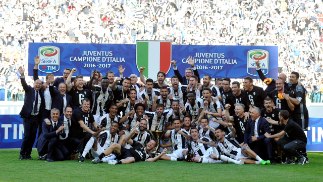 Gelar juara spesial Juventus. (Foto: Reuters/Giorgio Perottino)