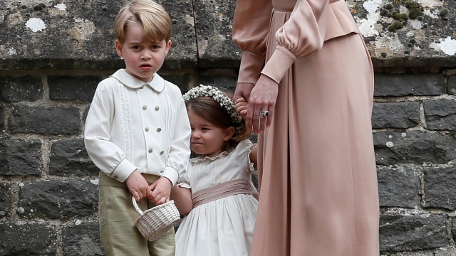 Lucunya Pangeran George dan Putri Charlotte. (Foto: Reuters/Kirsty Wigglesworth/Pool)