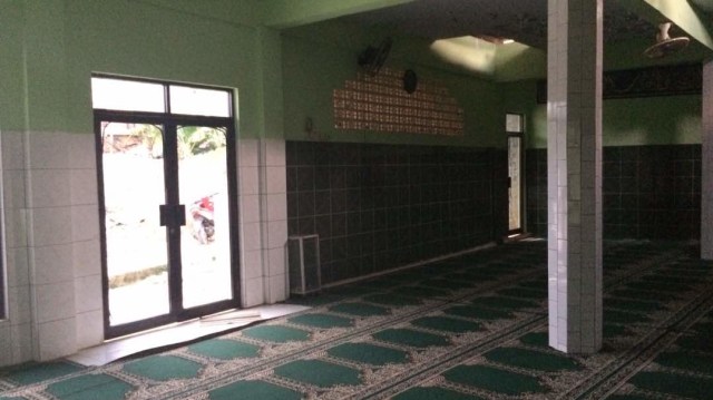 Masjid di Cawang yang dijual (Foto: Kelik Wahyu/kumparan)