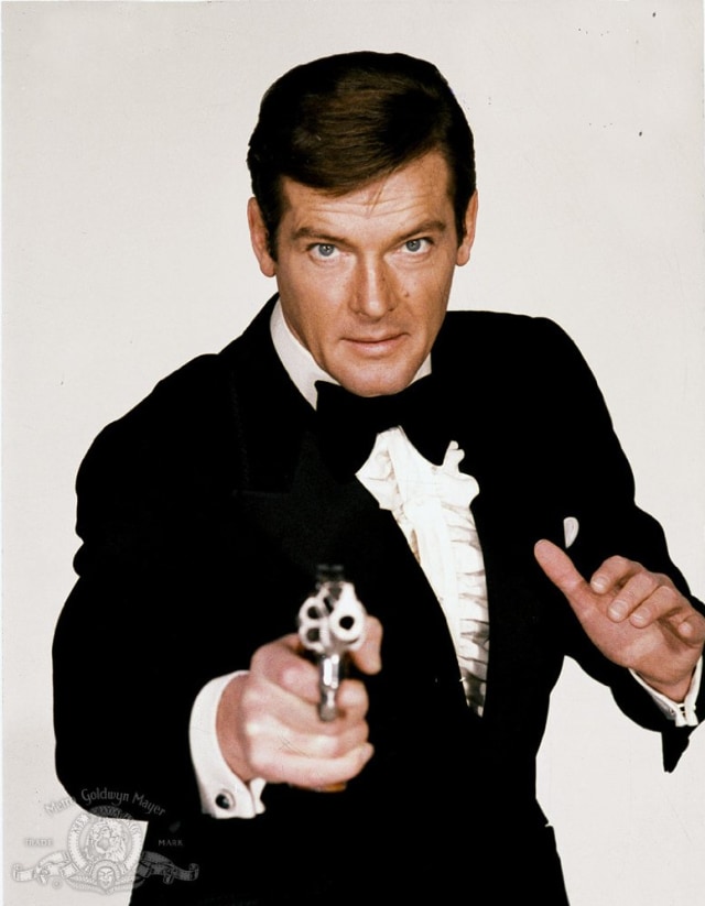 Aktor Roger Moore yang membintangi '007' (Foto: IMDb)